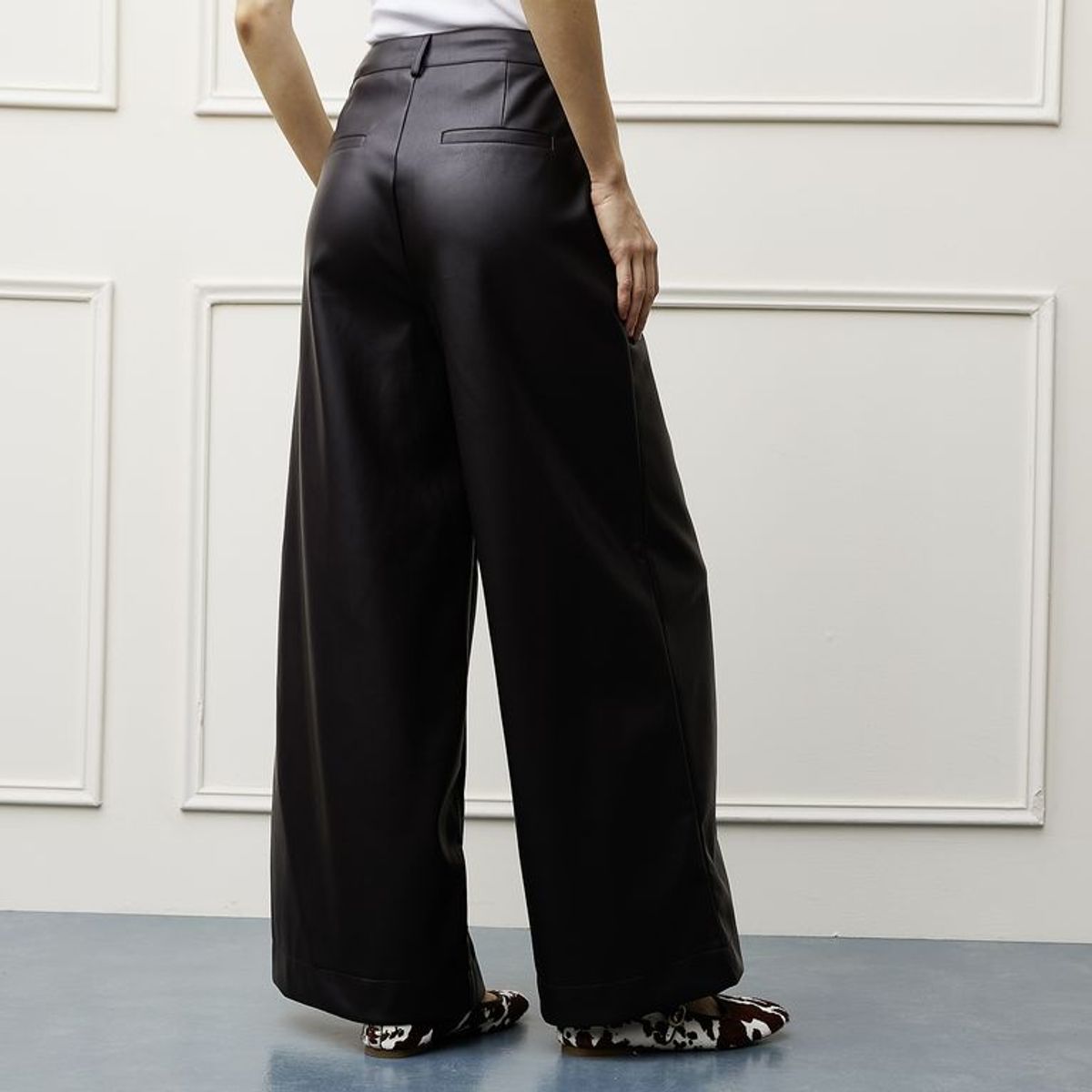 BASEMENT - Pantalón Wide Leg Mujer Efecto Cuero Basement