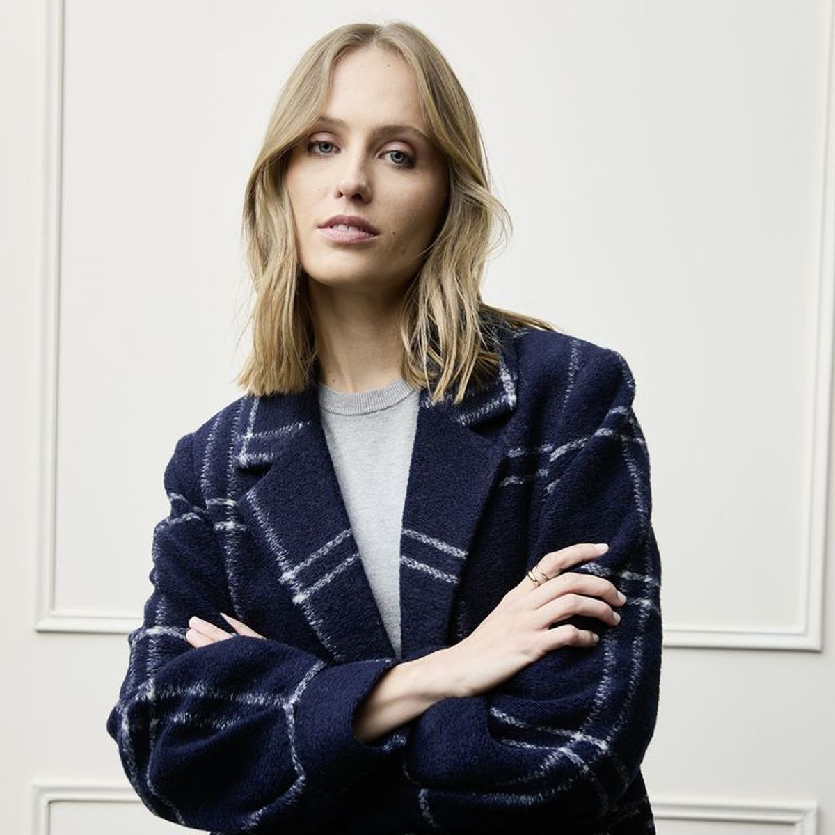 BASEMENT - Abrigo Mujer Estampado Basement