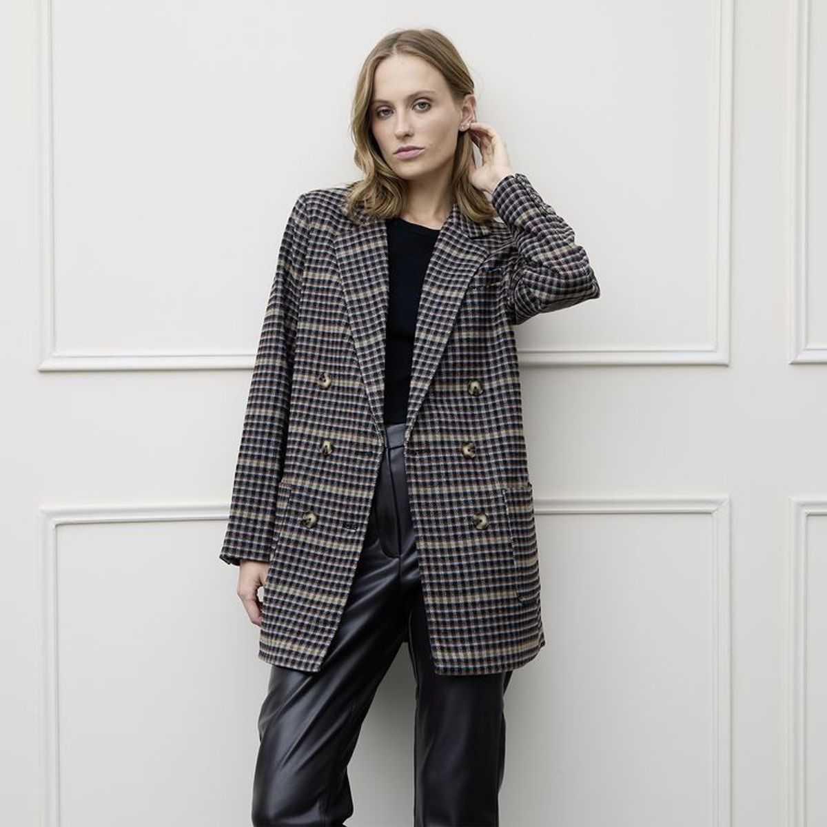 BASEMENT - Abrigo Mujer Basement