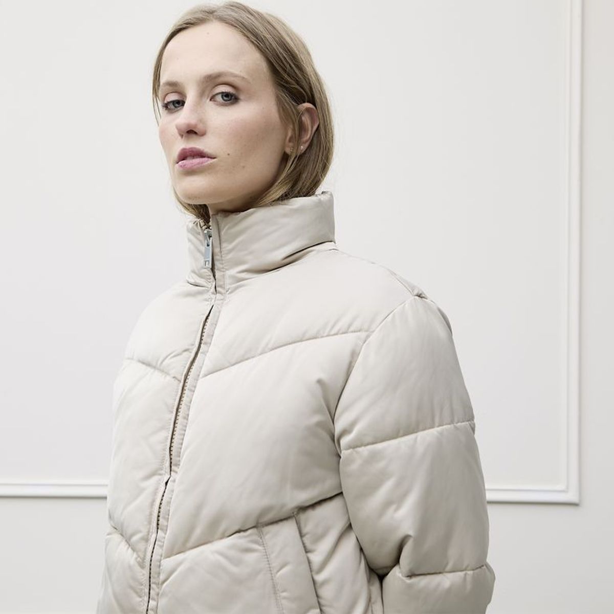 BASEMENT - Chaqueta Acolchada Mujer Basement