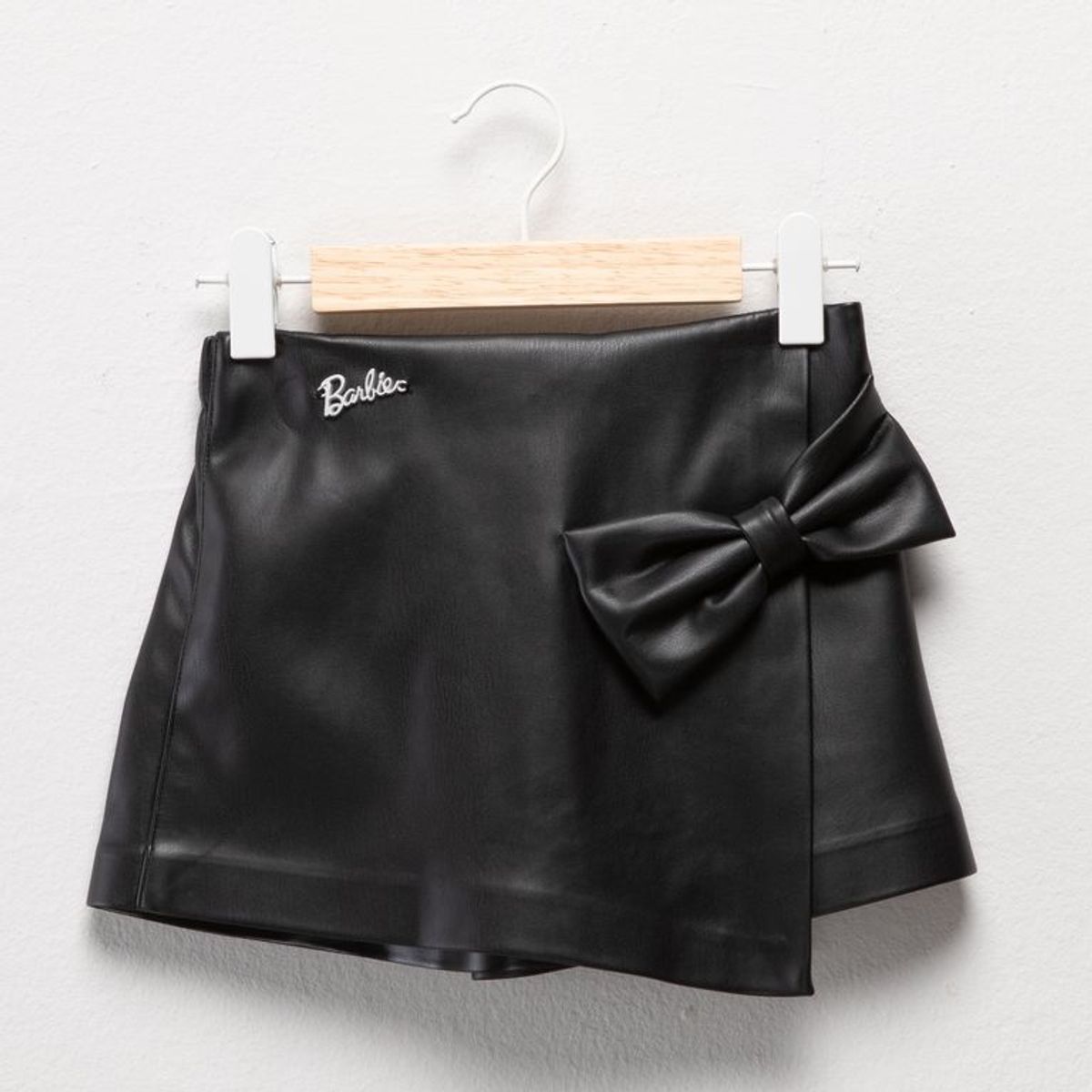 BARBIE - Short para Niña Efecto cuero Barbie