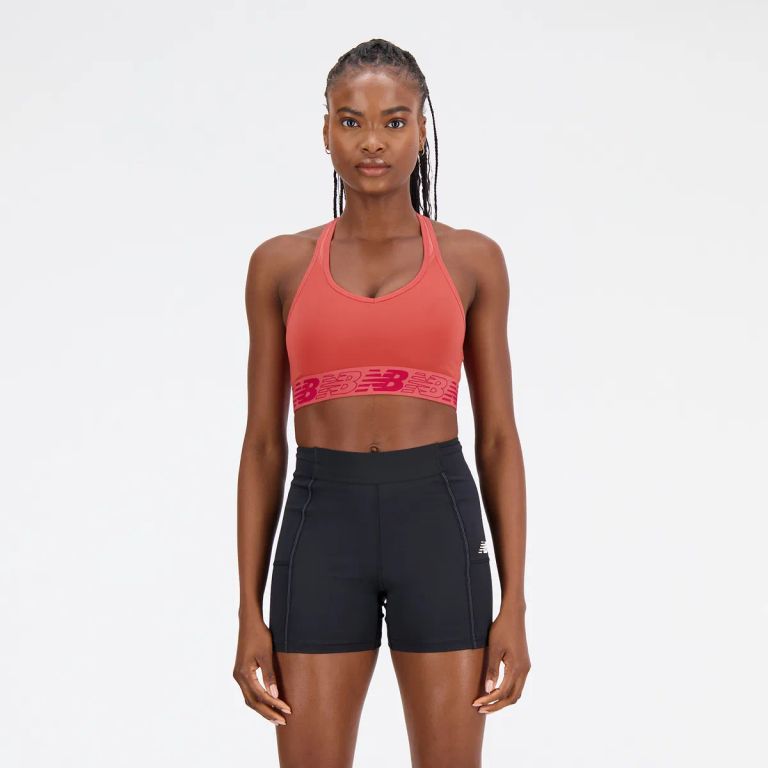 Ropa deportiva para mujer
