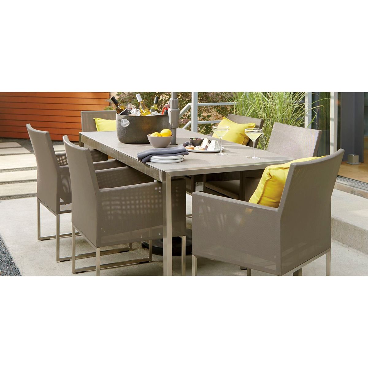 CRATE & BARREL - Mesa de Comedor Dune 6 Puestos