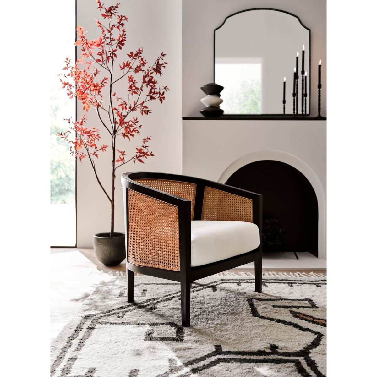 CRATE & BARREL - Poltrona Ankara Poliéster