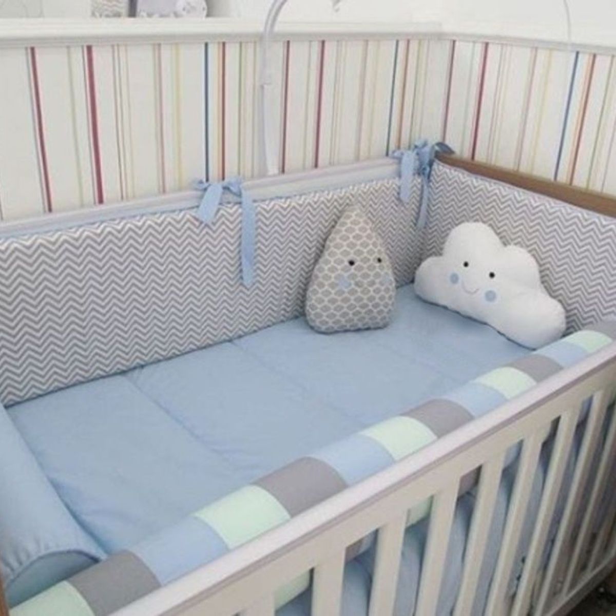 GENERICO - Set De Cuna  -  Diseño Zig Zag  mixto