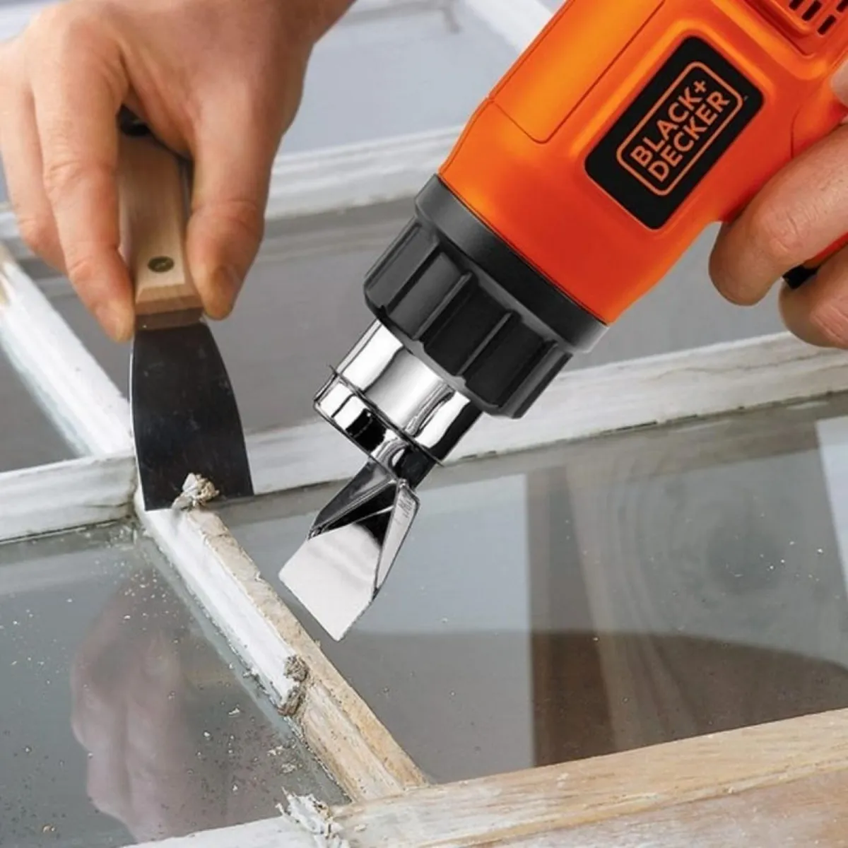 BLACK+DECKER - Pistola de calor 1500w black  decker hg1500-naranja..