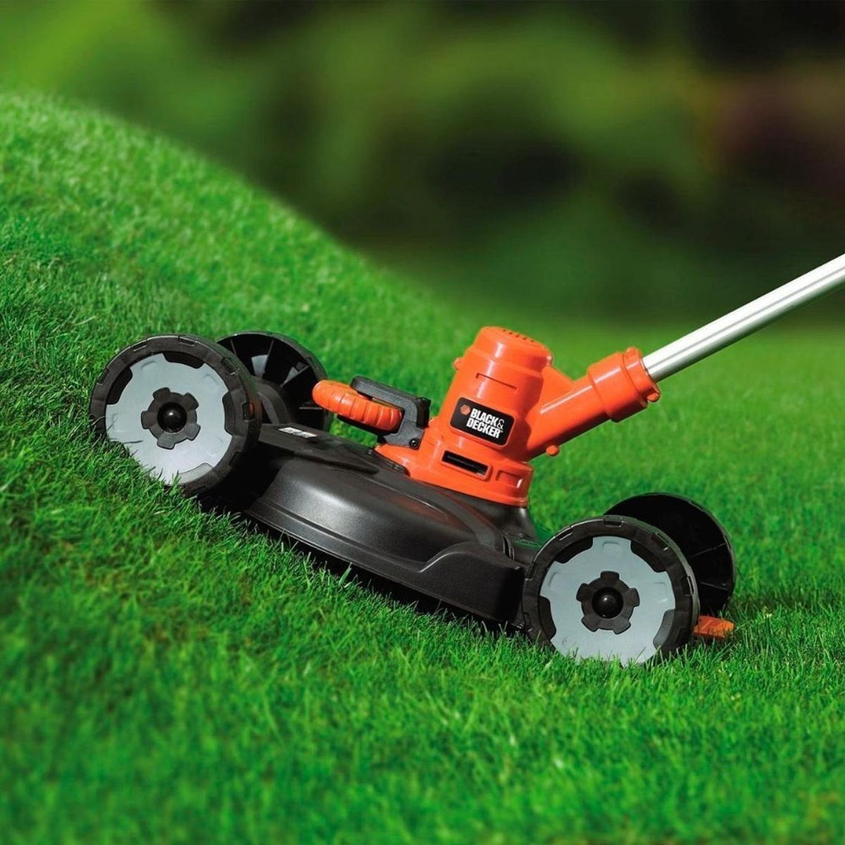 BLACK+DECKER - Podadora Bordeadora CortaCÃ©sped Black & Decker MTE550-B2 3 en 1