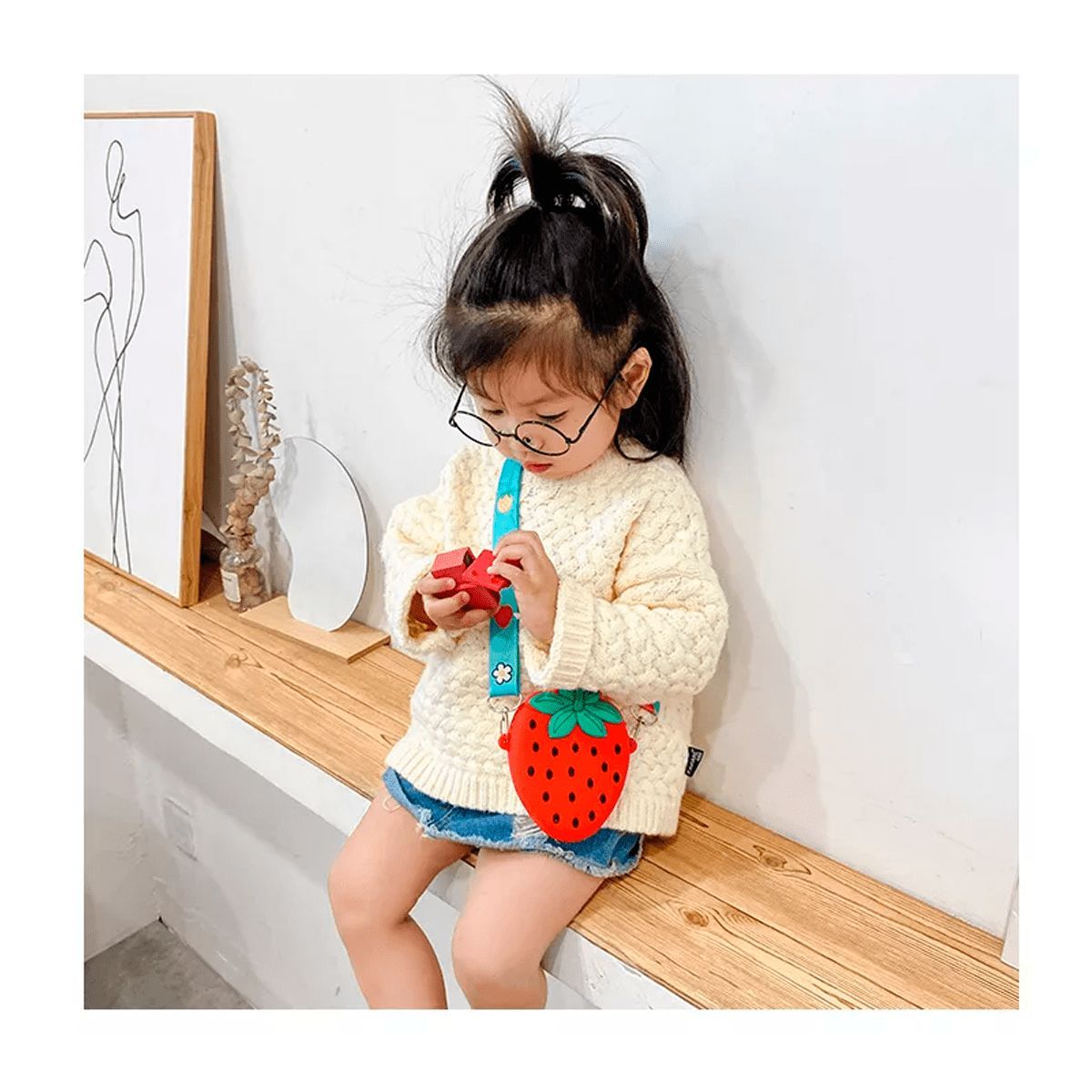 GENERICO - Morral mini cartera en forma de Fresa