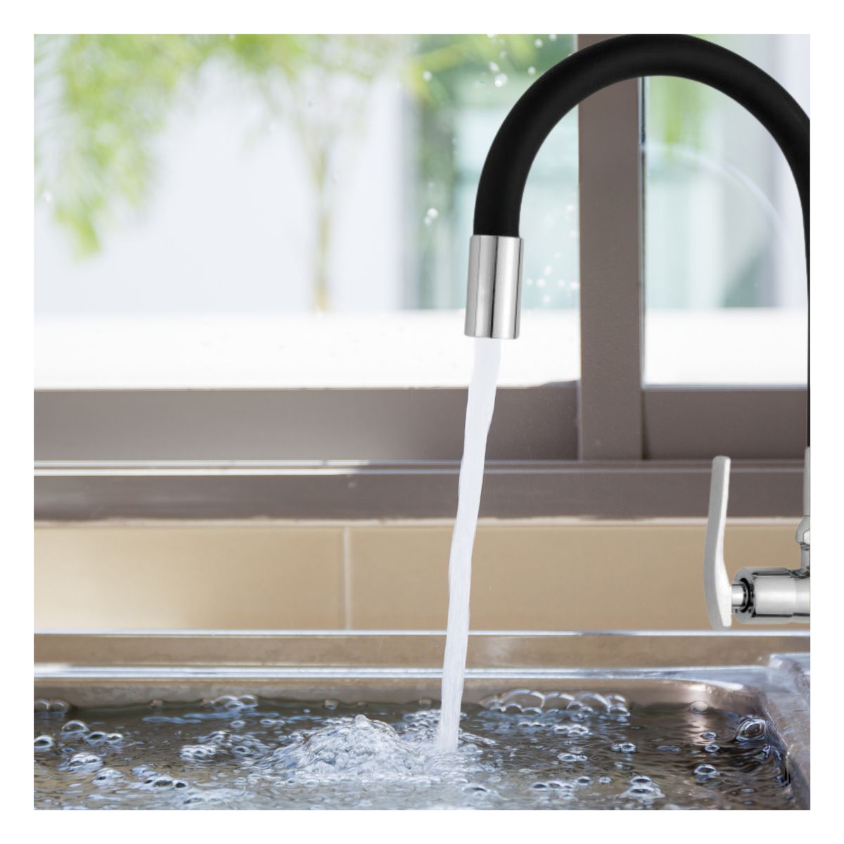 C&A - Llave Caño de lavadero flexible para mueble Negro C&A