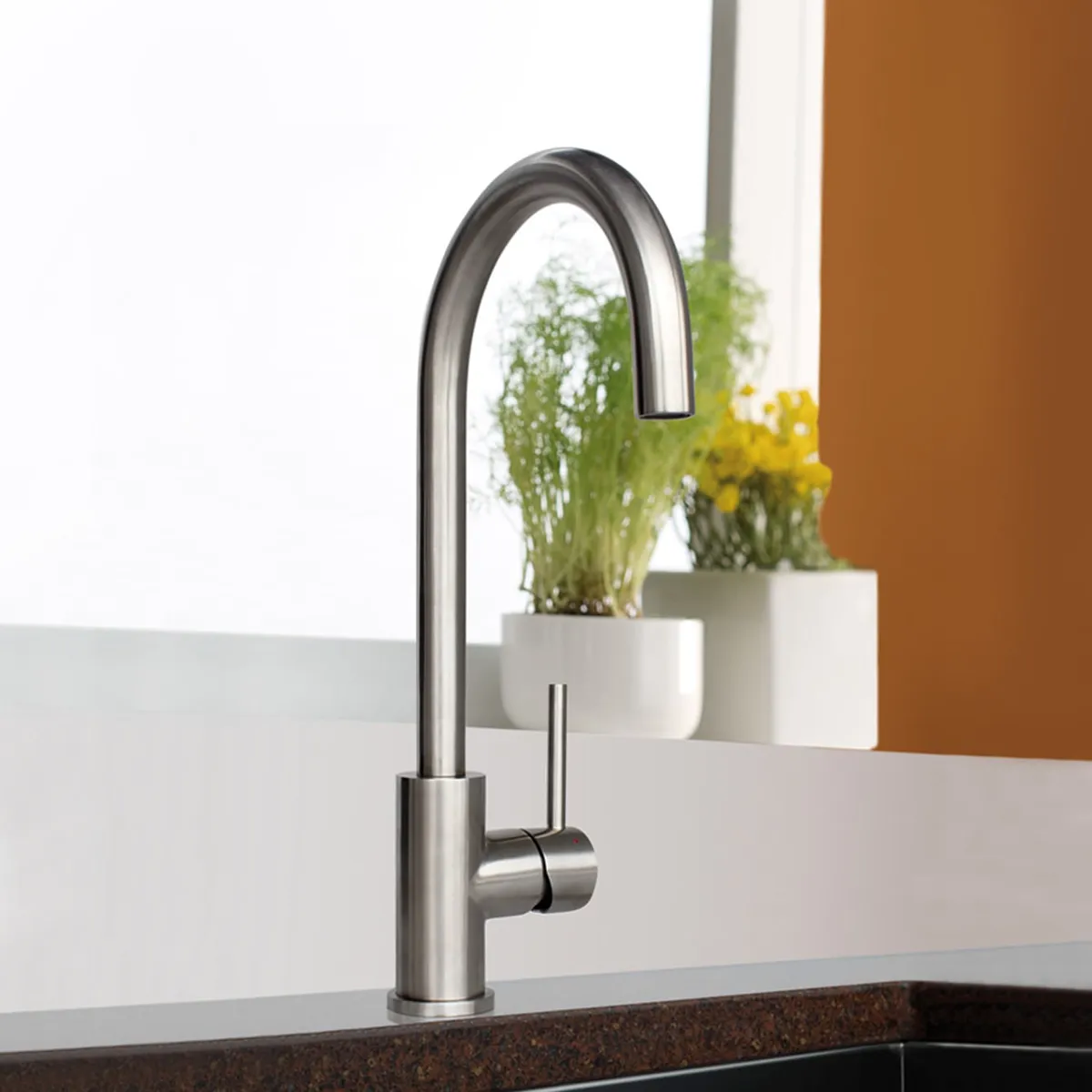 VAINSA - Grifería Mezcladora Monocomando lavadero Pico B Inox Vainsa