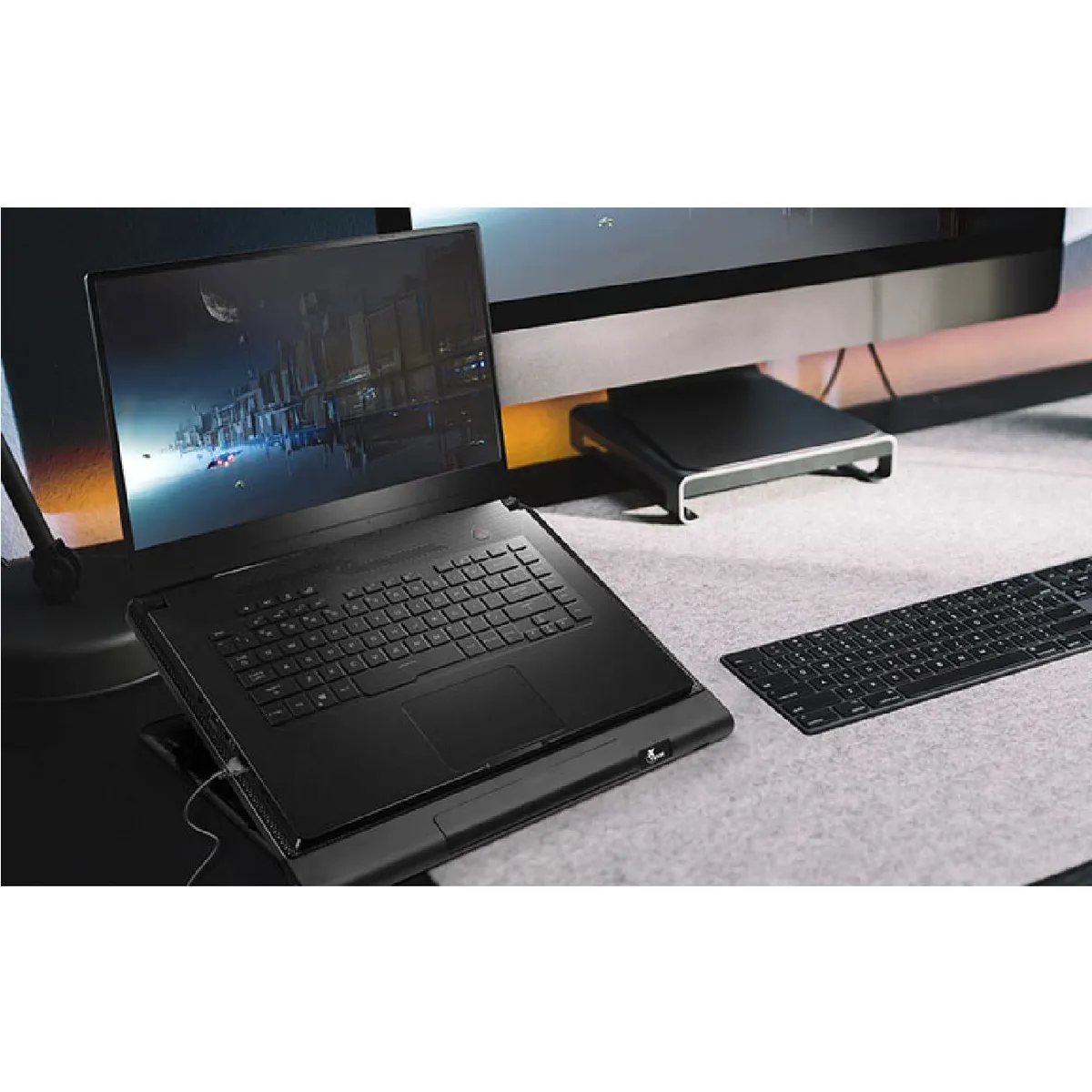 XTECH - Enfriador Cooler laptop Notebook Xta-160 hasta 17" - 6 fan