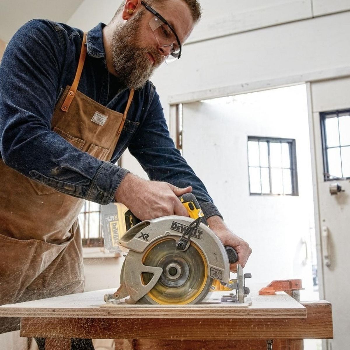 DEWALT - Sierra Circular 7 1/4" 20V Xr 65mm Baretool Dewalt DCS570B