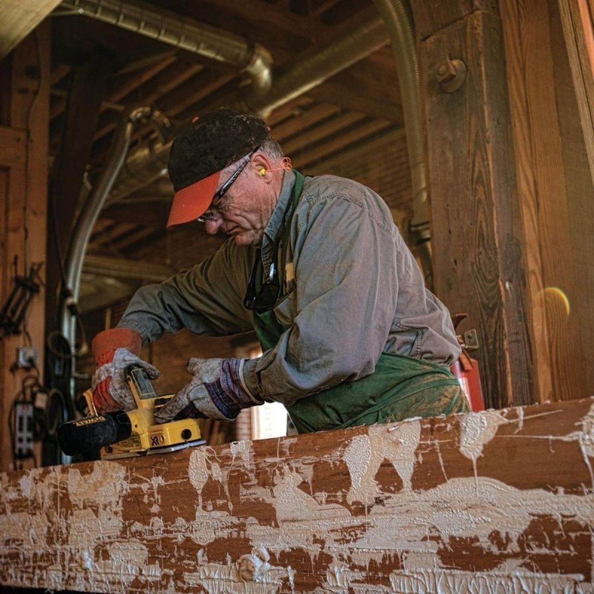 DEWALT - Cepillo Inalámbrico 20 V Xr 15000 Rpm 2 mm Baretool Dewalt DCP580B