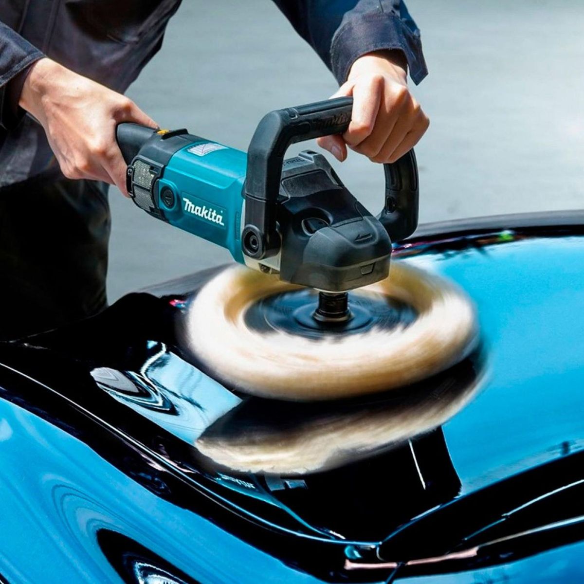 MAKITA - Makita Pulidora Angular 7"  1200w Velocidad Variable