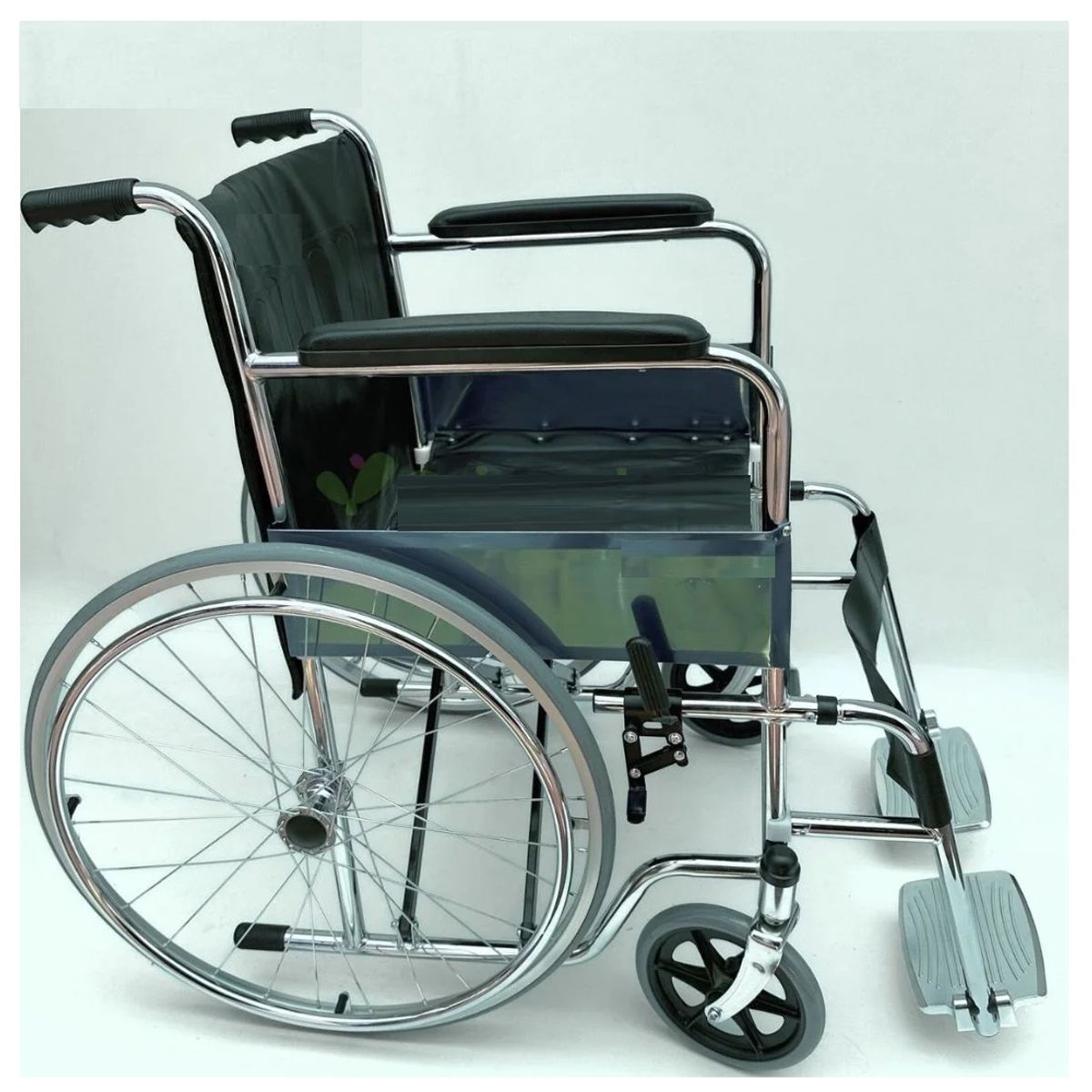 GENERICO - SILLA DE RUEDAS CROMADA STANDAR AROS DE RAYO DELUXE