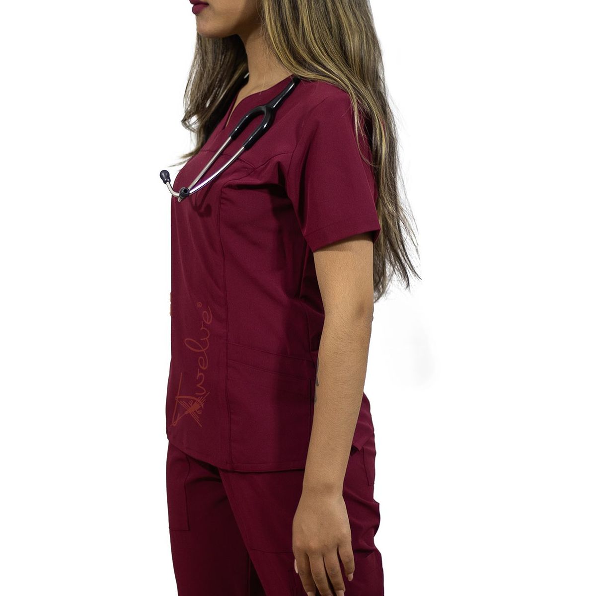 TWELVE - Twelve -conjunto scrub  corazón - guinda