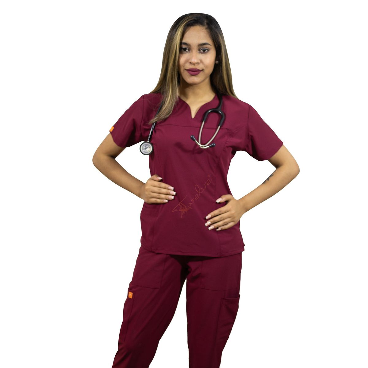 TWELVE - Twelve -conjunto scrub  corazón - guinda