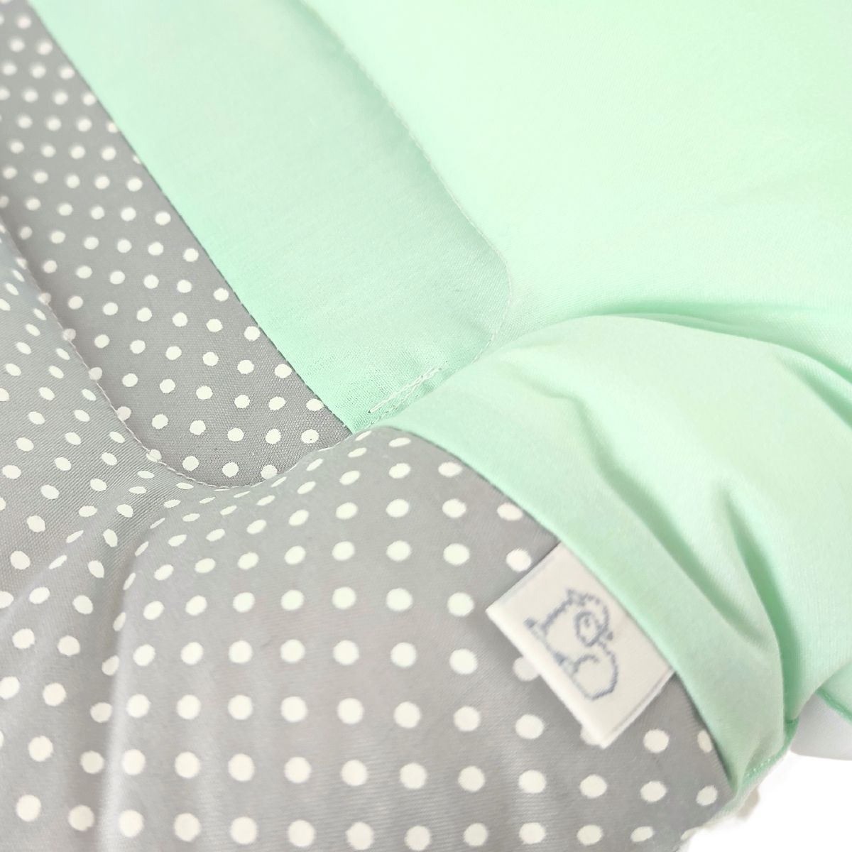 BABY MERINOS - Almohada Bebe anti-cabeza plana - Puntos - Verde Agua