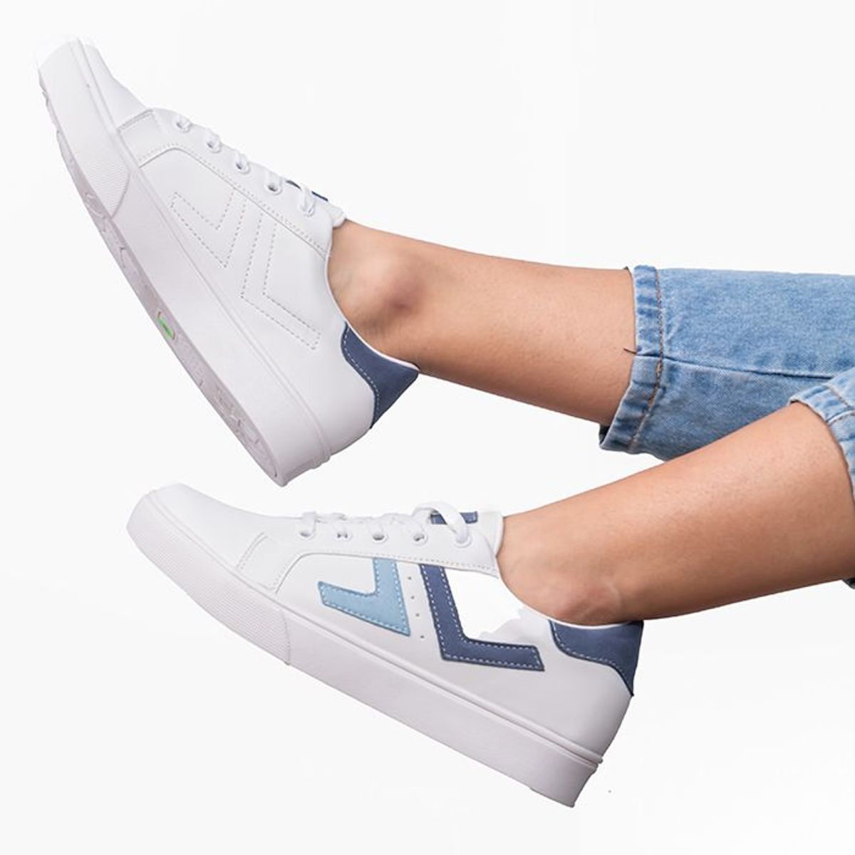 NEBULA - Zapatilla Veche - Celeste