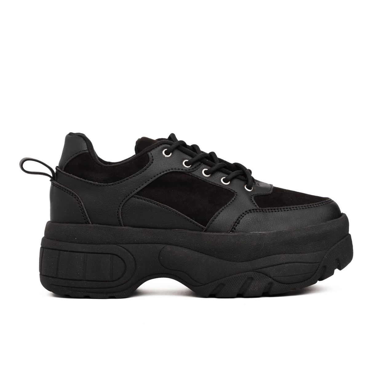 NEBULA - Zapatilla Wolf - Negro