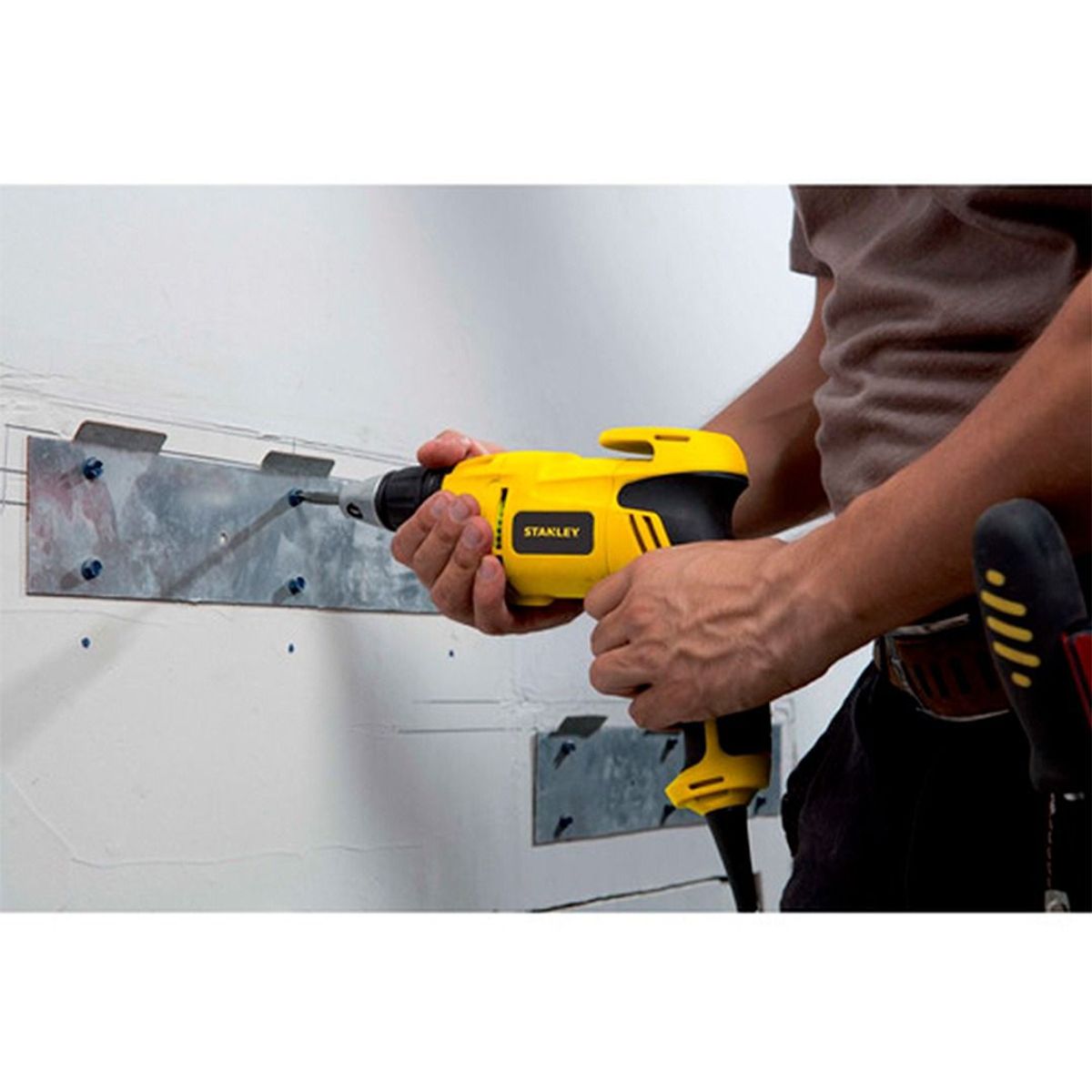 STANLEY - Atornillador 1/4" 520W