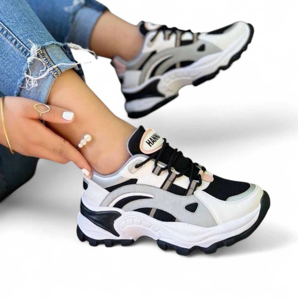 GENERICO - Zapatilla Mujer Kendra Edicion Limitada Blancas