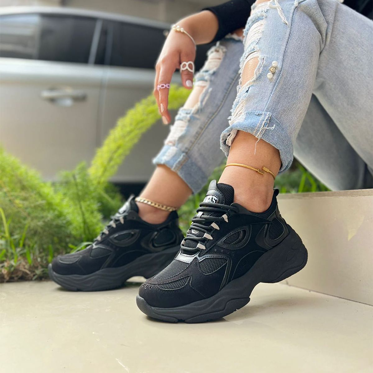 GENERICO - Zapatilla Mujer Conejita Negro