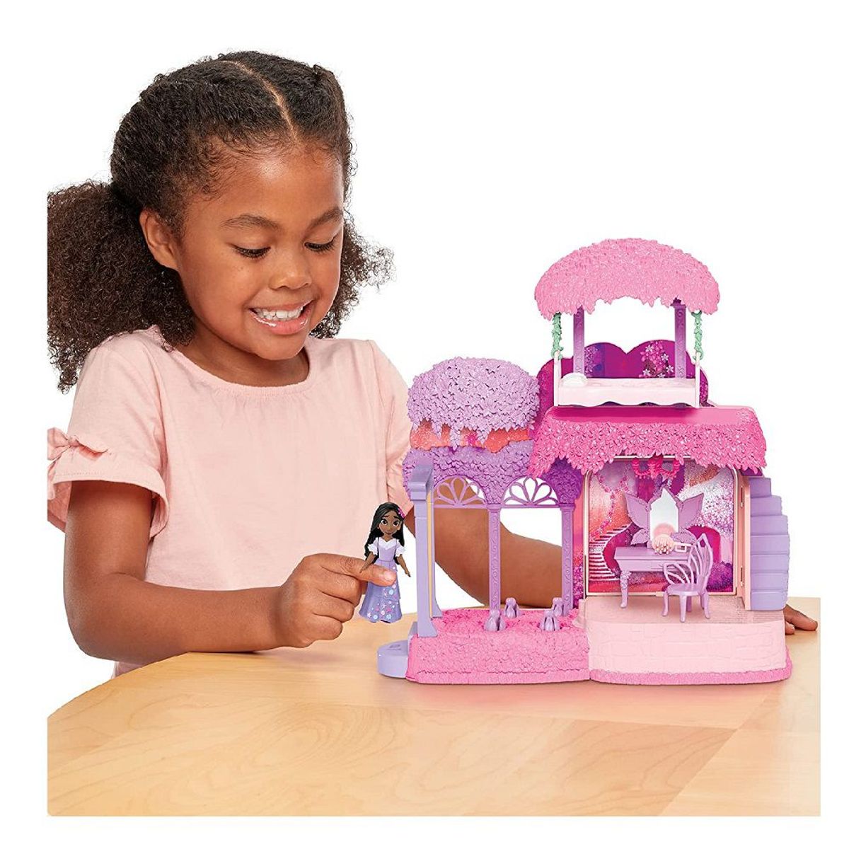 ENCANTO - Disney Encanto - Casa Habitación de Jardin de Isabela