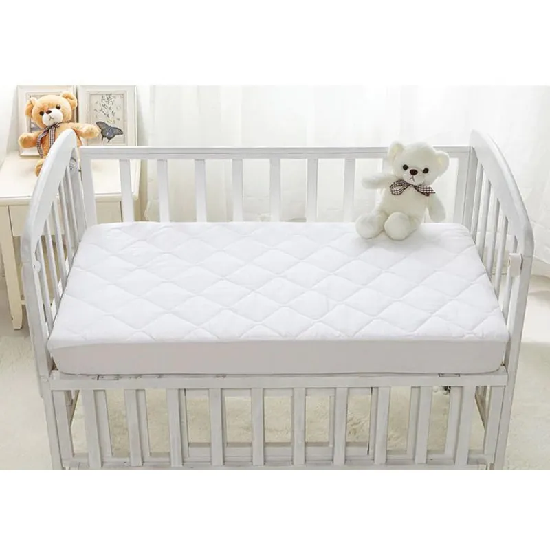 GENERICO - Protector de colchon  Acolchado + Protector Impermeable tamaño cuna