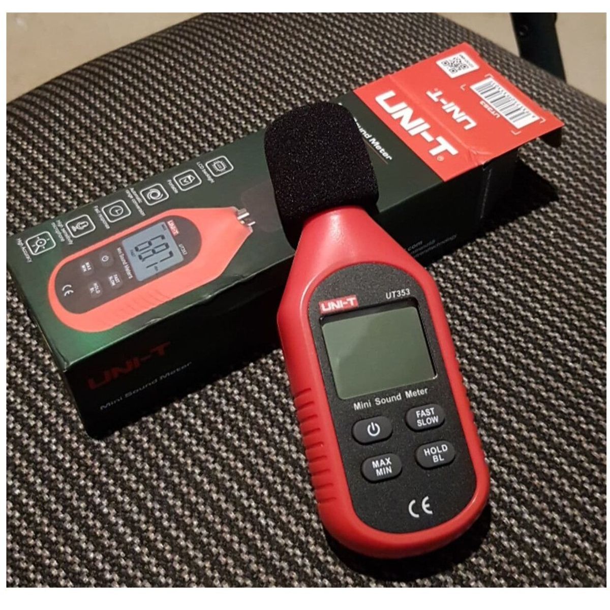 UNI T - Sonómetro Medidor De Sonido Ruido Decibelímetro UNI-T UT353