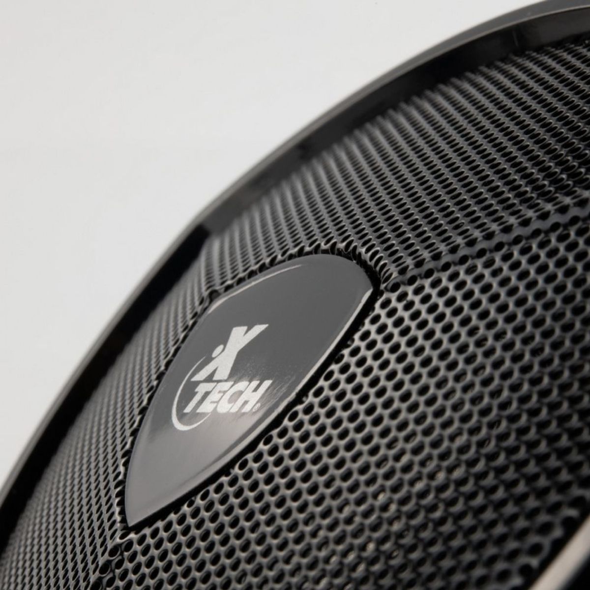 KLIPXTREME - Xtech IKONIC Parlantes estéreo Multimedia USB Cable de 3,5mm - XTS-111