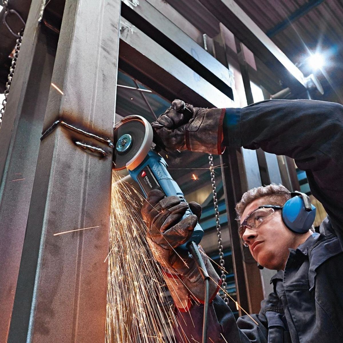 MAKITA - Amoladora Angular 5" 900W 11000 rpm Bosch GWS 9-125 P