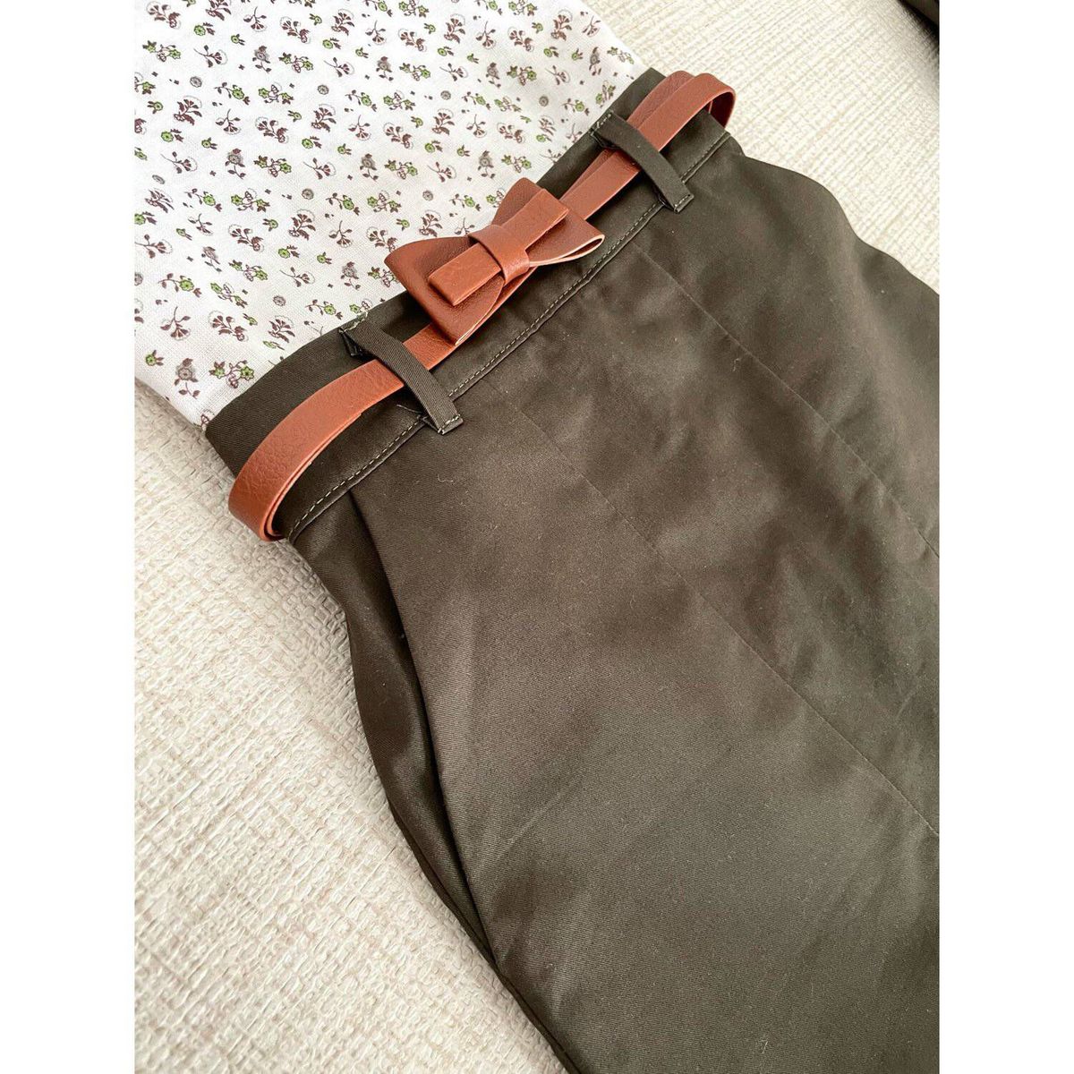 VALU MODA INFANTIL - Falda y blusa de flores niña