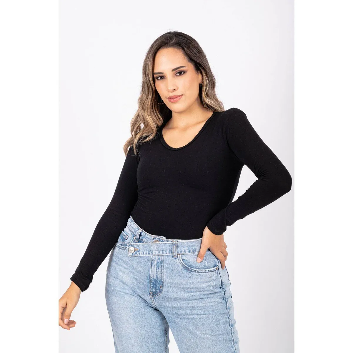 PYT - Polo Algodón Lycra Manga Larga Mujer.-