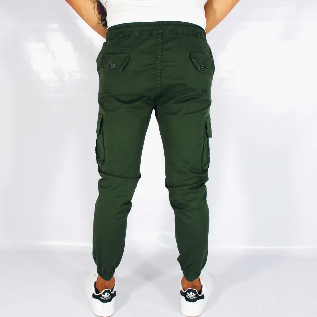 PYT - Pantalón Cargo Paper Touch Hombre.-