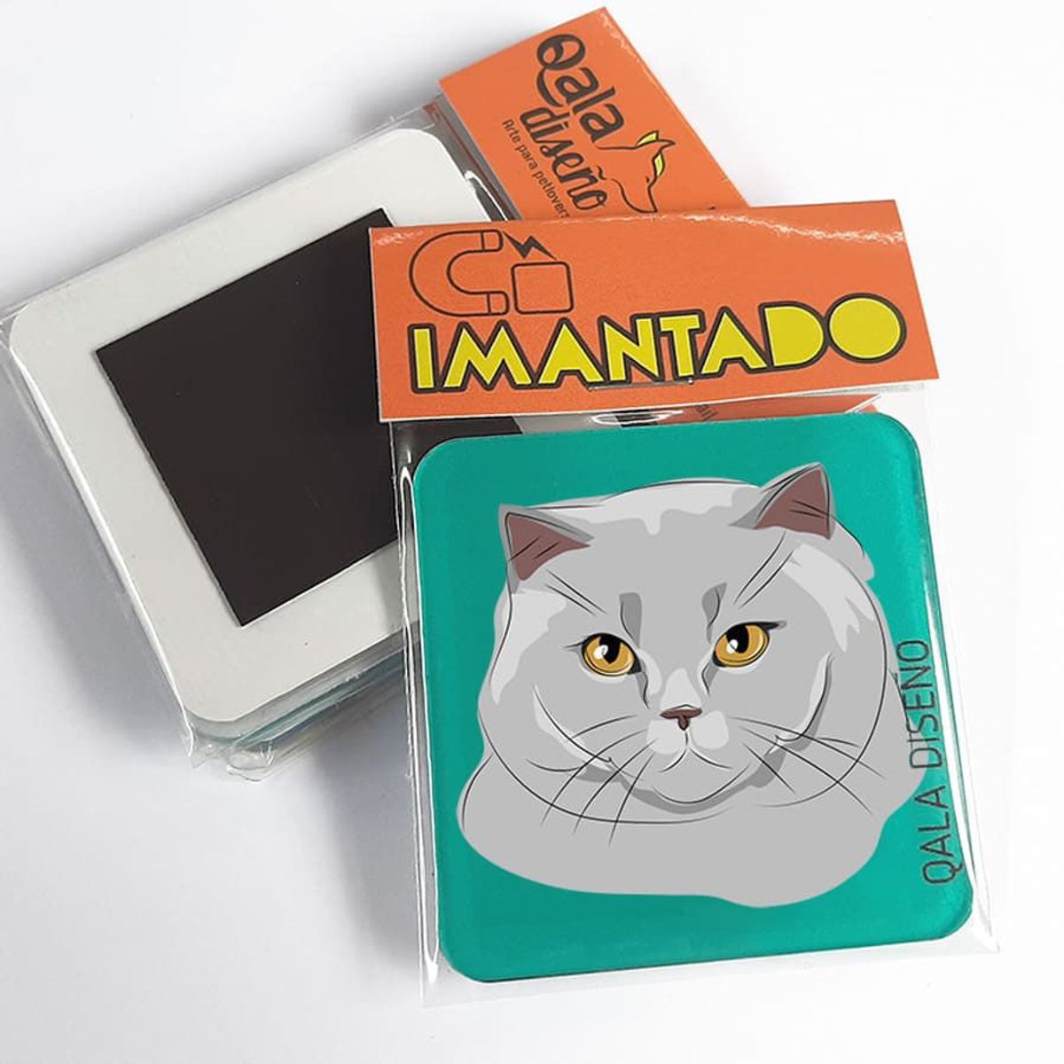 QALA DISEÑO - Imantado de Acrílico - Qala Diseño - Gato Gris - Magneto 6x6