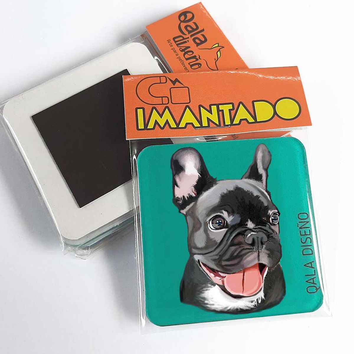 QALA DISEÑO - Imantado de Acrílico - Qala Diseño - Perro Frenchie - Magneto 6x6