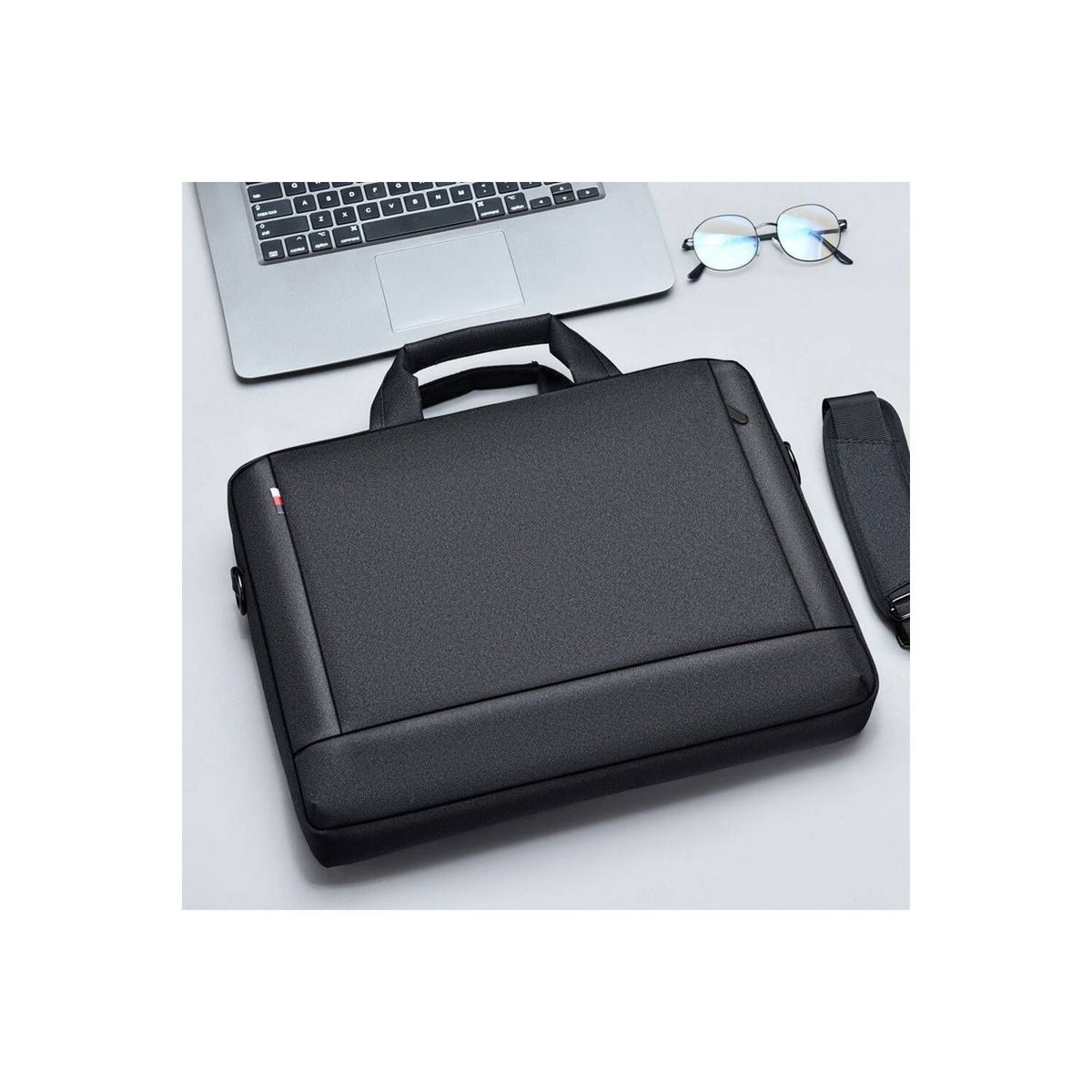 GENERICO - Maletín porta Laptop Ejecutivo Negro