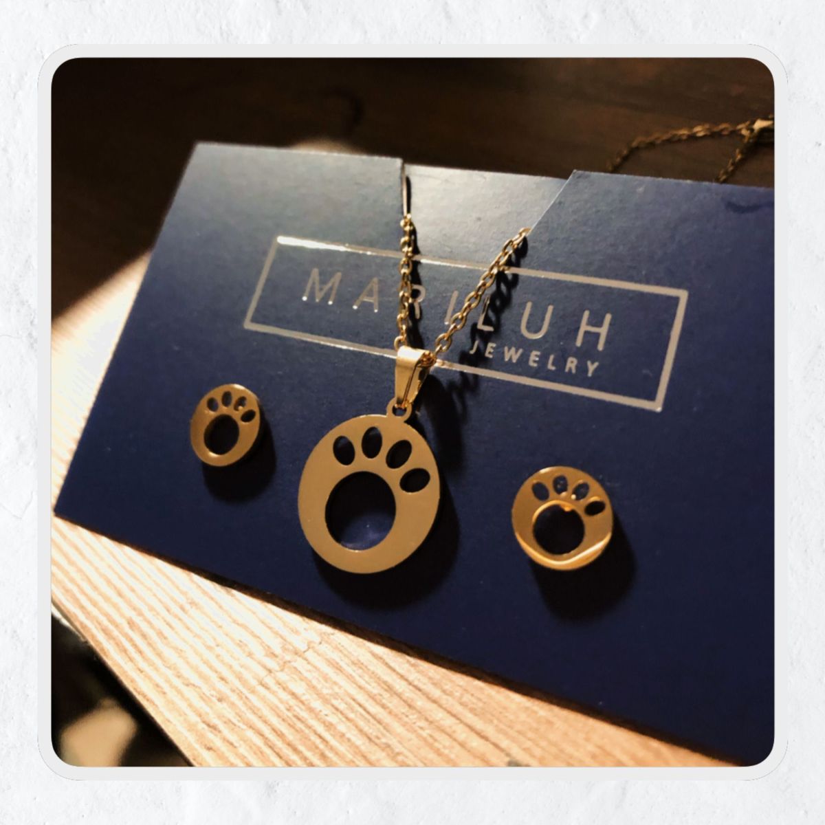 GENERICO - Pack Acero Collar con dije y Aretes - Patita Mascota Dorado