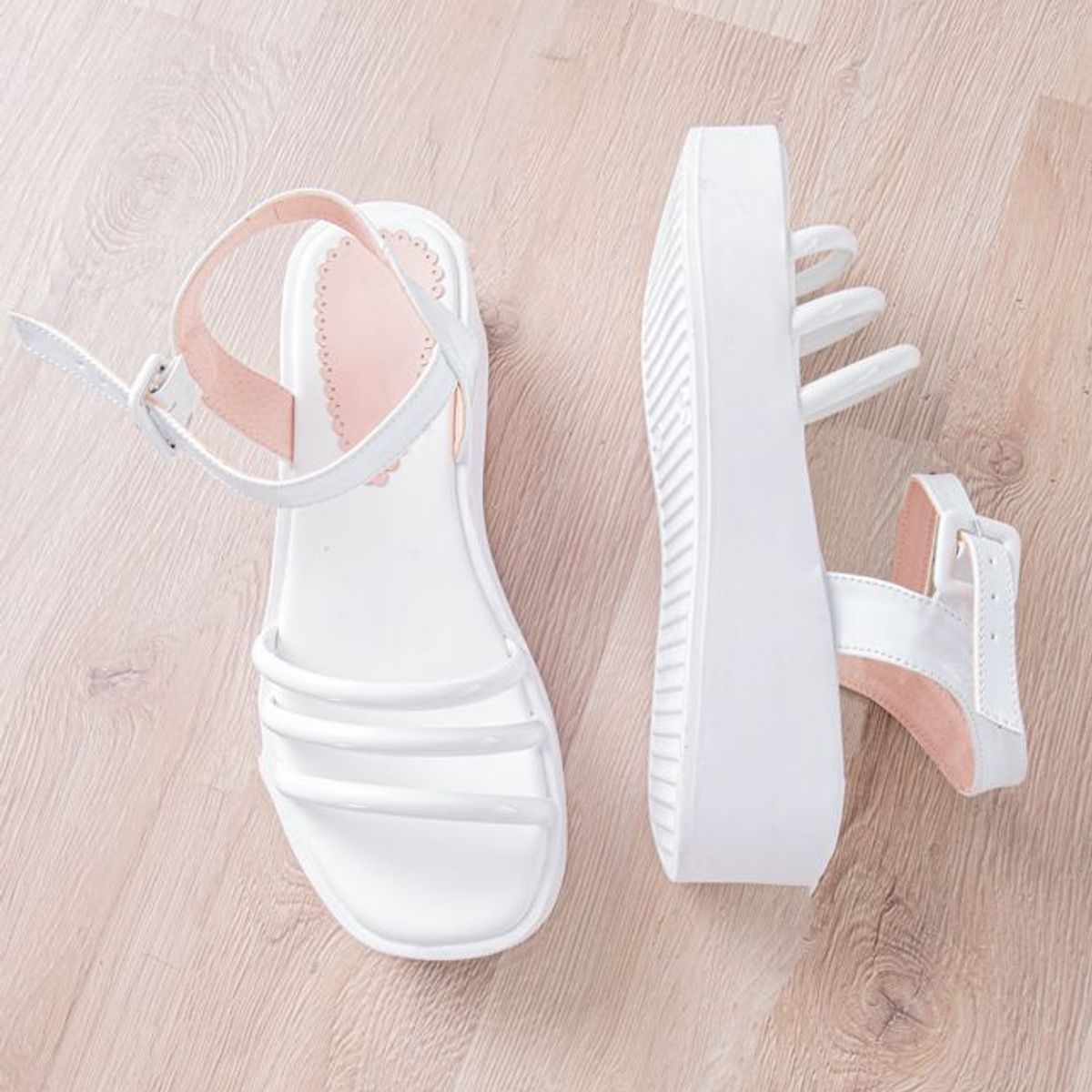 NEBULA - Sandalia Hilton - Blanco