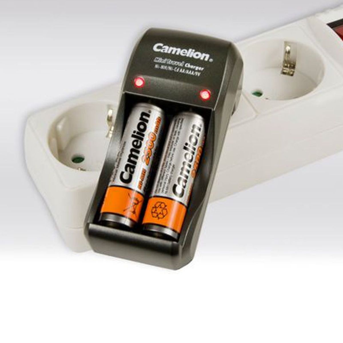 CAMELION - Cargador camelion con 2 pilas AA 2200mah Recargables