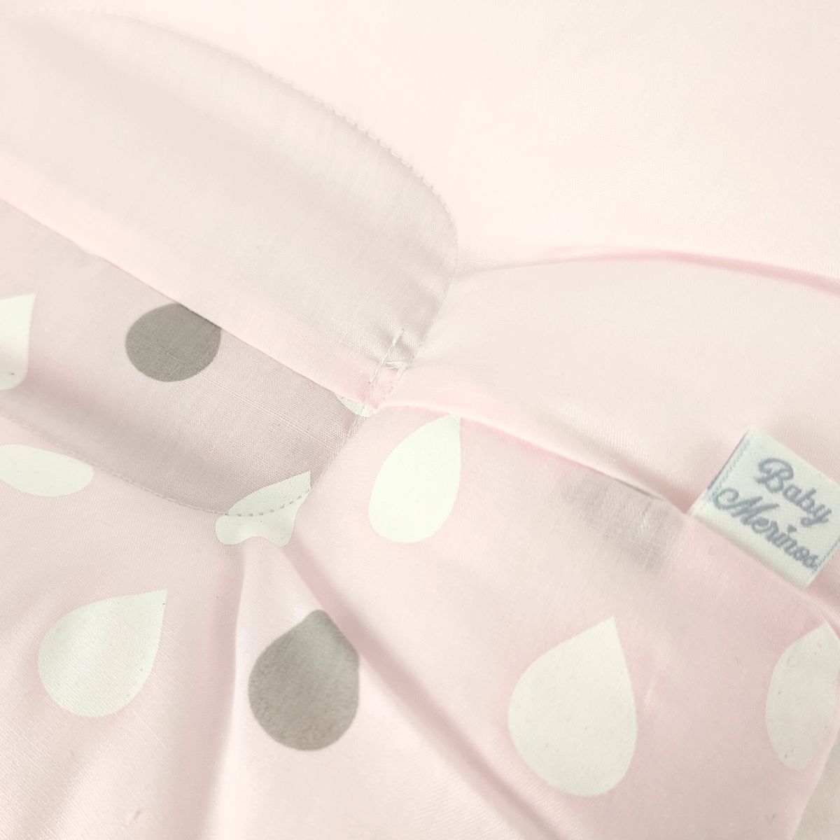 BABY MERINOS - Almohada Bebe anti-cabeza plana - Lluvia - Rosado
