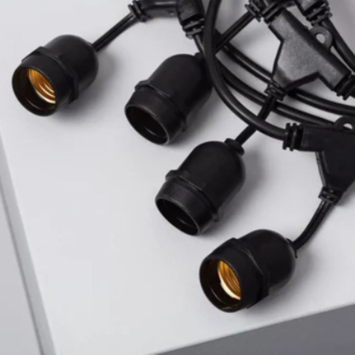 GENERICO - GUIRNALDA EXTERIOR LUZ CALIDA PREMIUM DE 20 METROS PARA TERRAZAS Y/O NEGOCIO