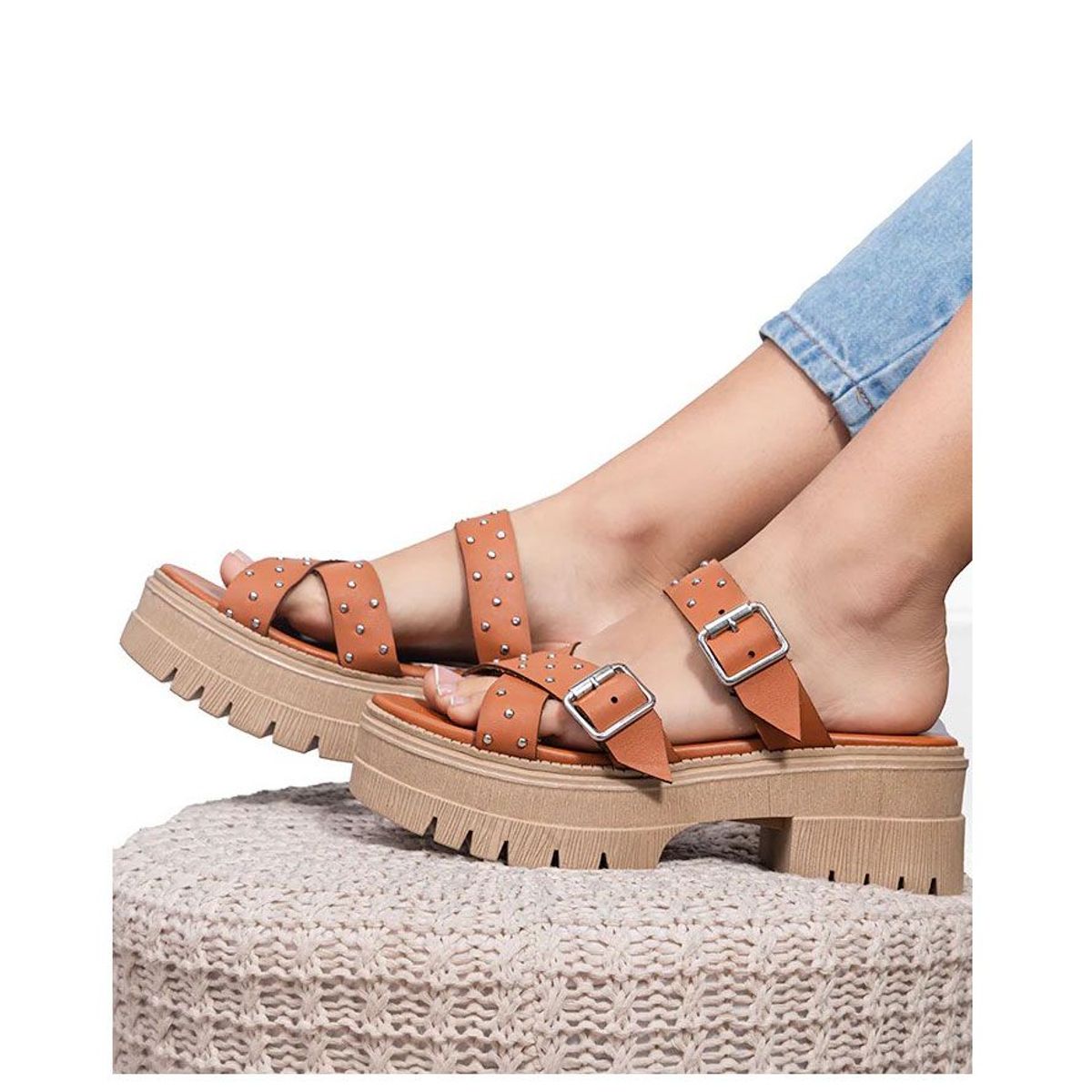 NEBULA - Sandalia Babilonia - Camel