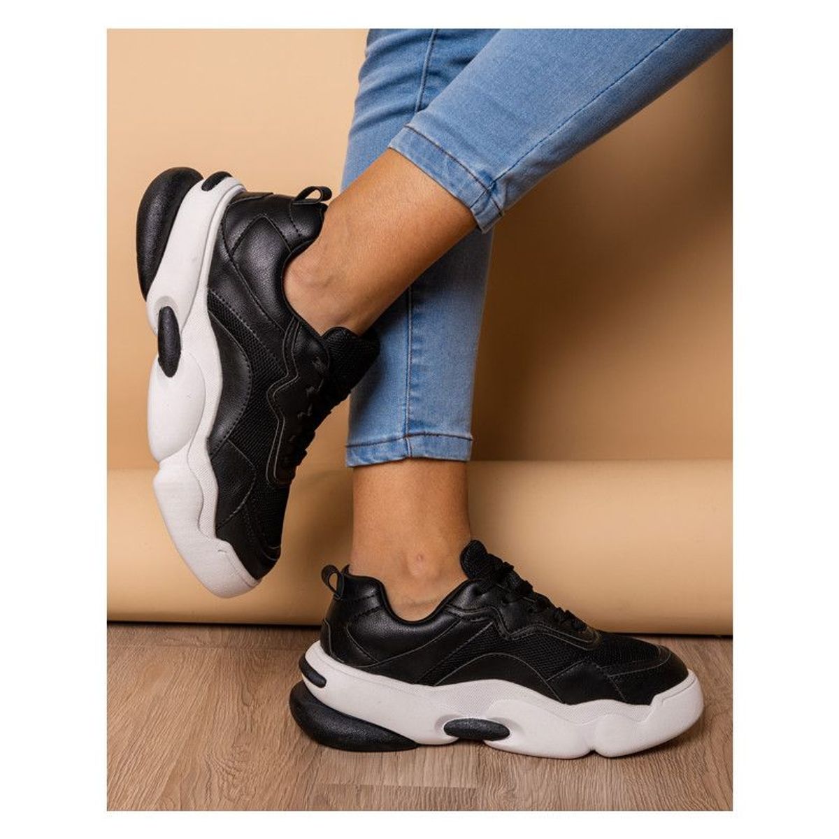 NEBULA - Zapatilla Arequipa - Negro