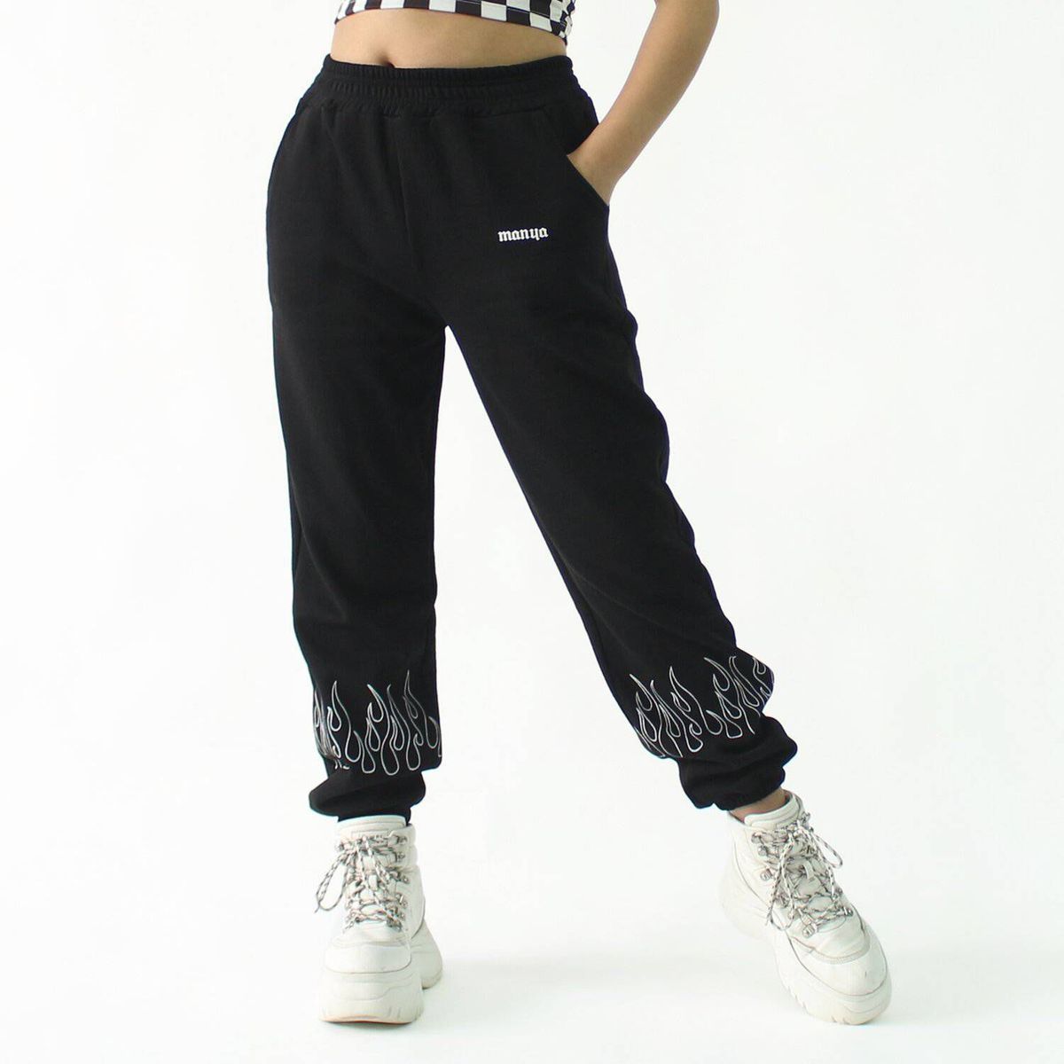 MANYA - Pantalon jogger oversize flamas mujer