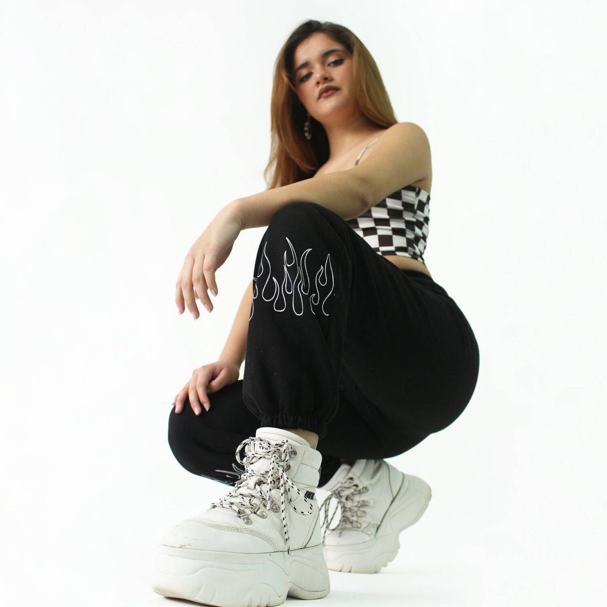 MANYA - Pantalon jogger oversize flamas mujer