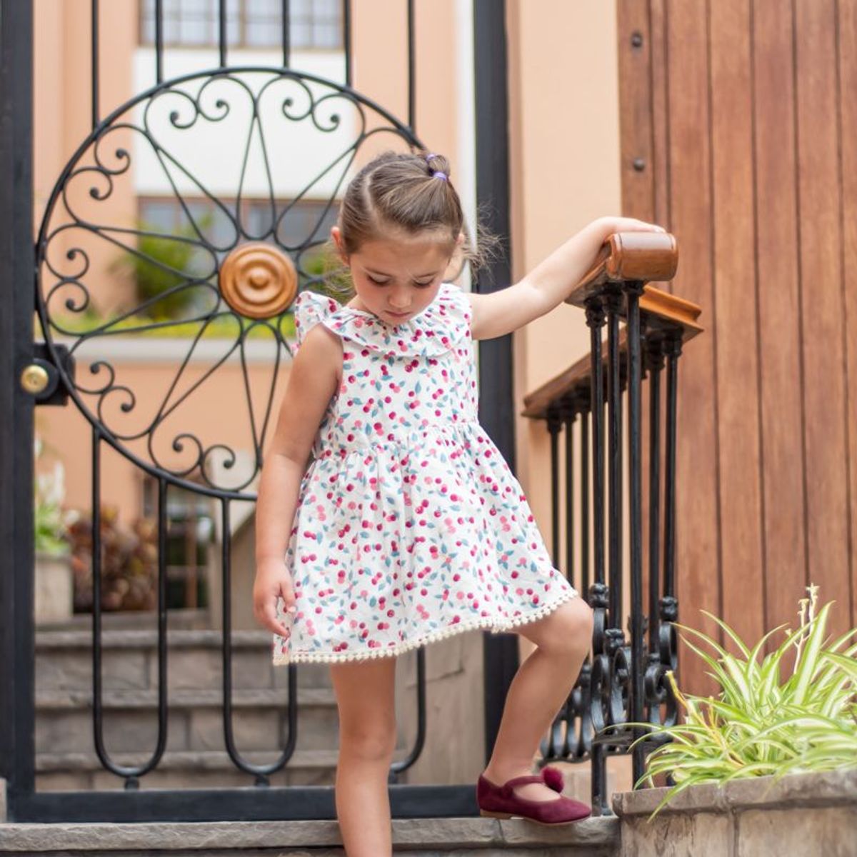 ILLIKA - VESTIDO CEREZAS CON LAZO ESPALDA