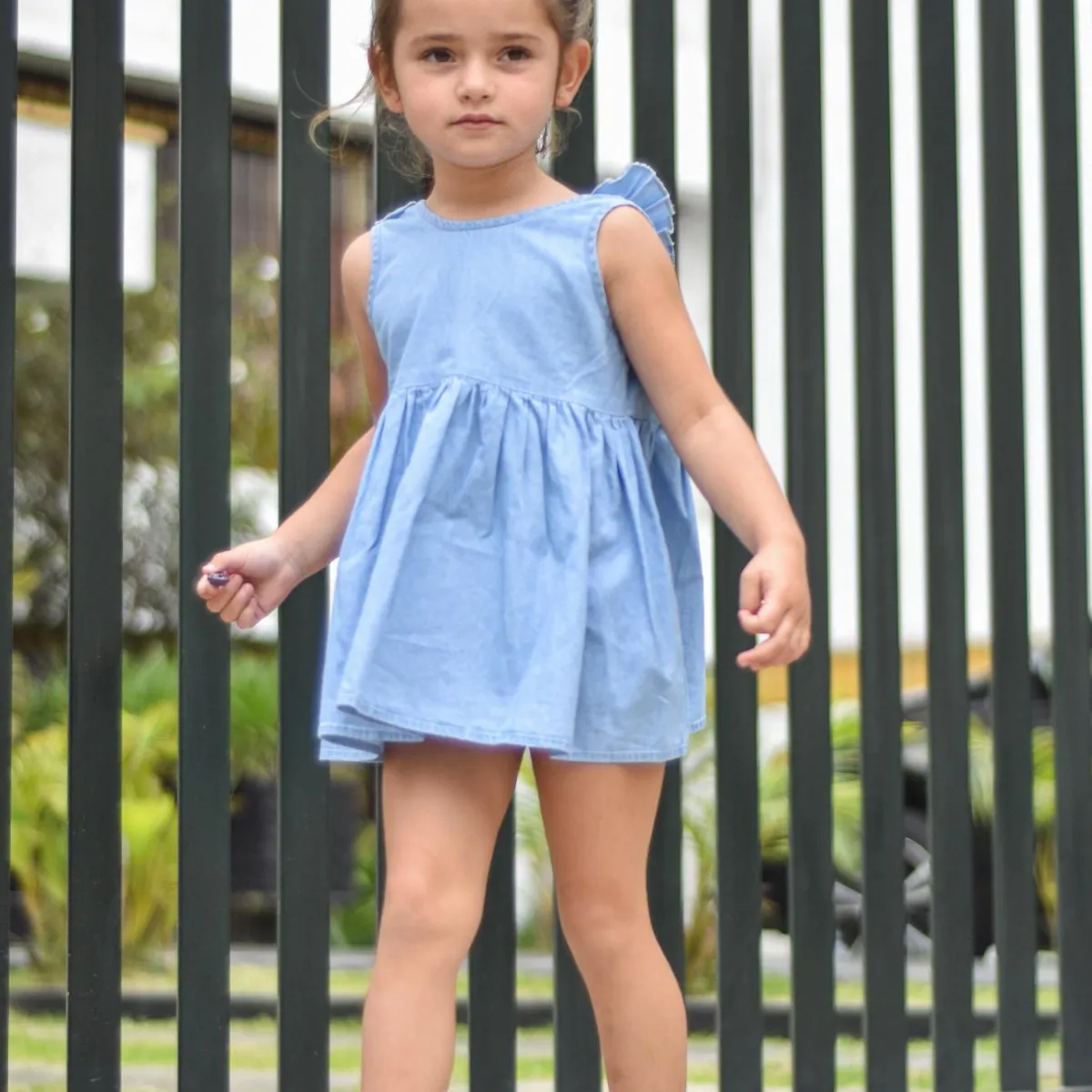 ILLIKA - VESTIDO DENIM CON LAZO ROJO ESPALDA