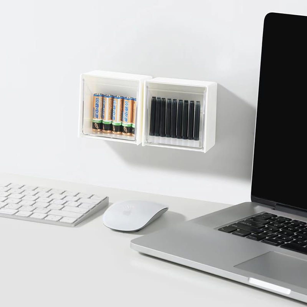 GENERICO - CAJA ORGANIZADORA MONTADA EN LA PARED